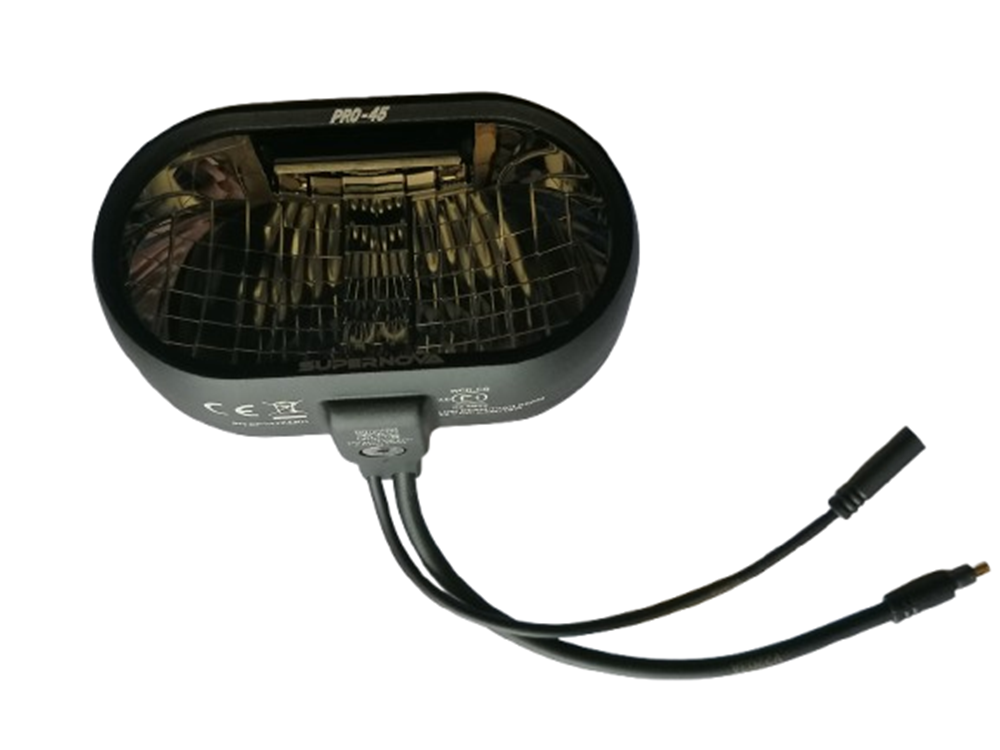 Supernova M99 Mini Pro 45 – Phare LED vélo électrique + câble Supernova