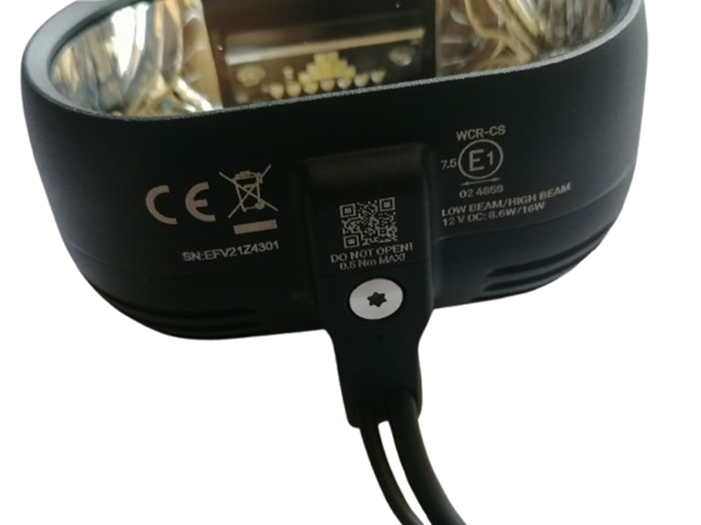 Supernova M99 Mini Pro 45 – Phare LED vélo électrique + câble Supernova