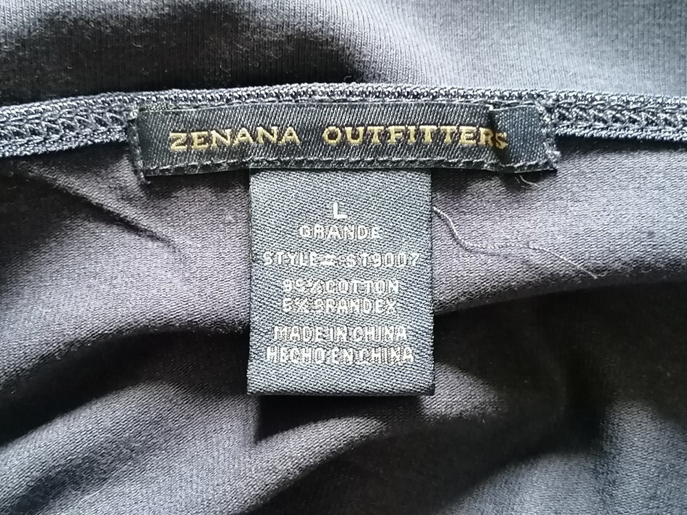Débardeur Zenana Outfitters bleu-marine à fines bretelles broderies