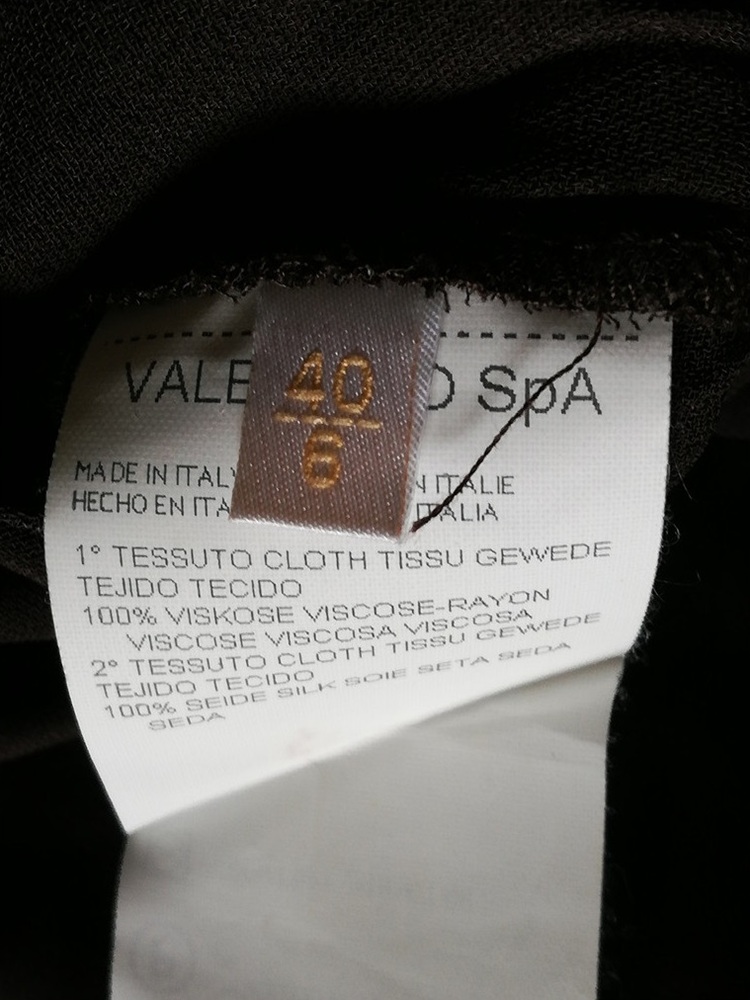 VALENTINO – Jupe Vintage Archive Deadstock en Soie & Viscose – IT 40 – Made in Italy